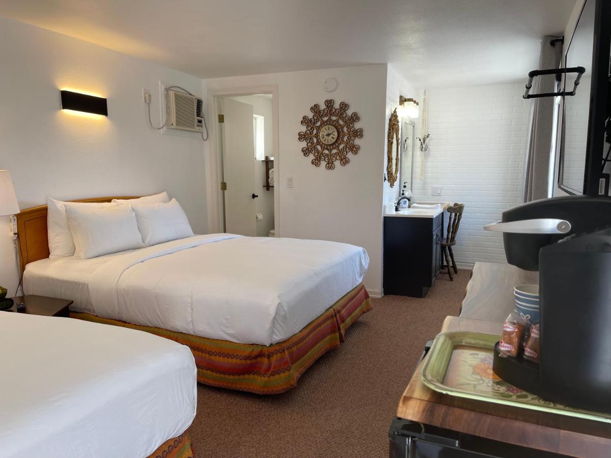The Aztec Motel & Creative Space Seligman Exteriér fotografie